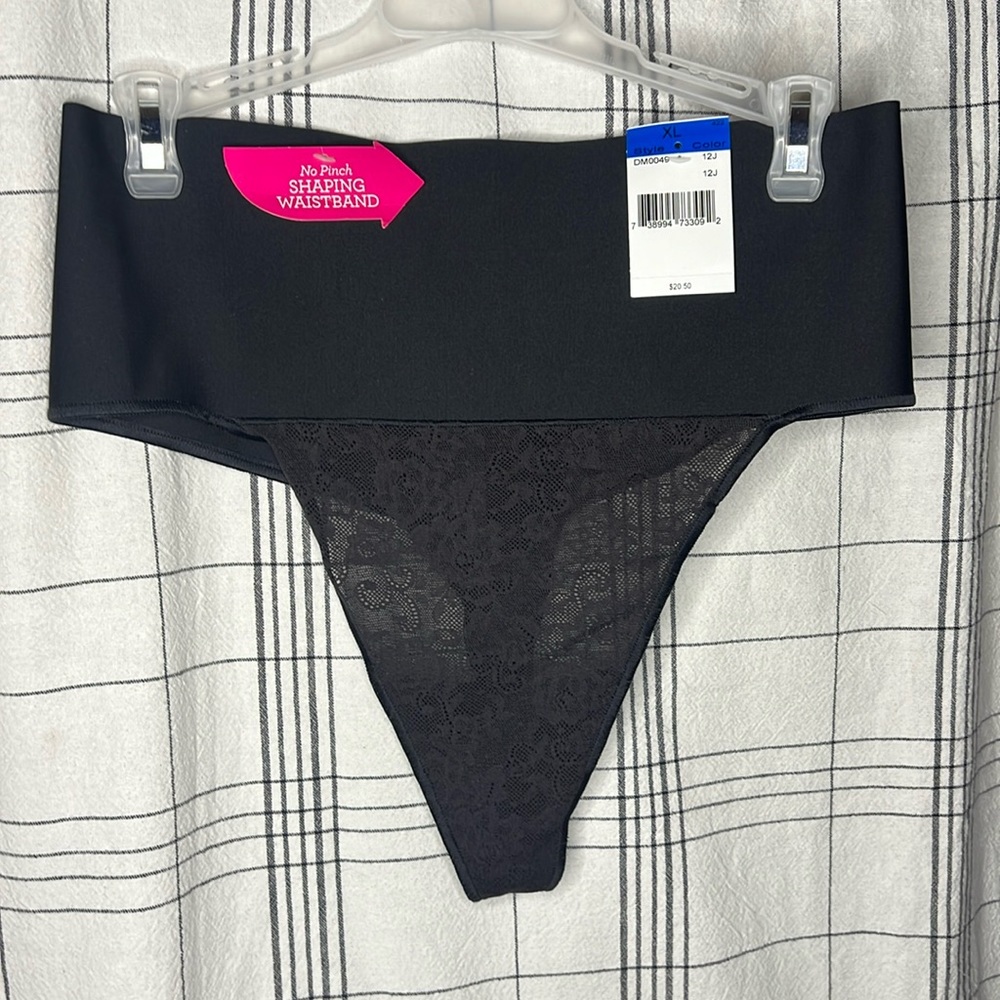 NWT Control belly Thongs